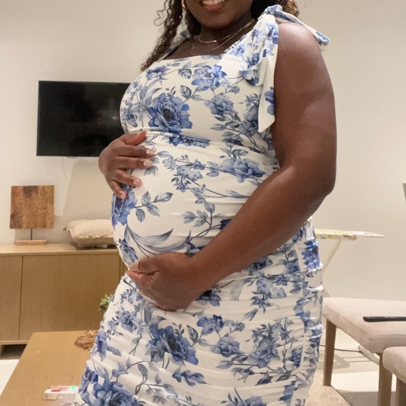 Maternity-Friendly Outfits! - Picture 5 of 14
